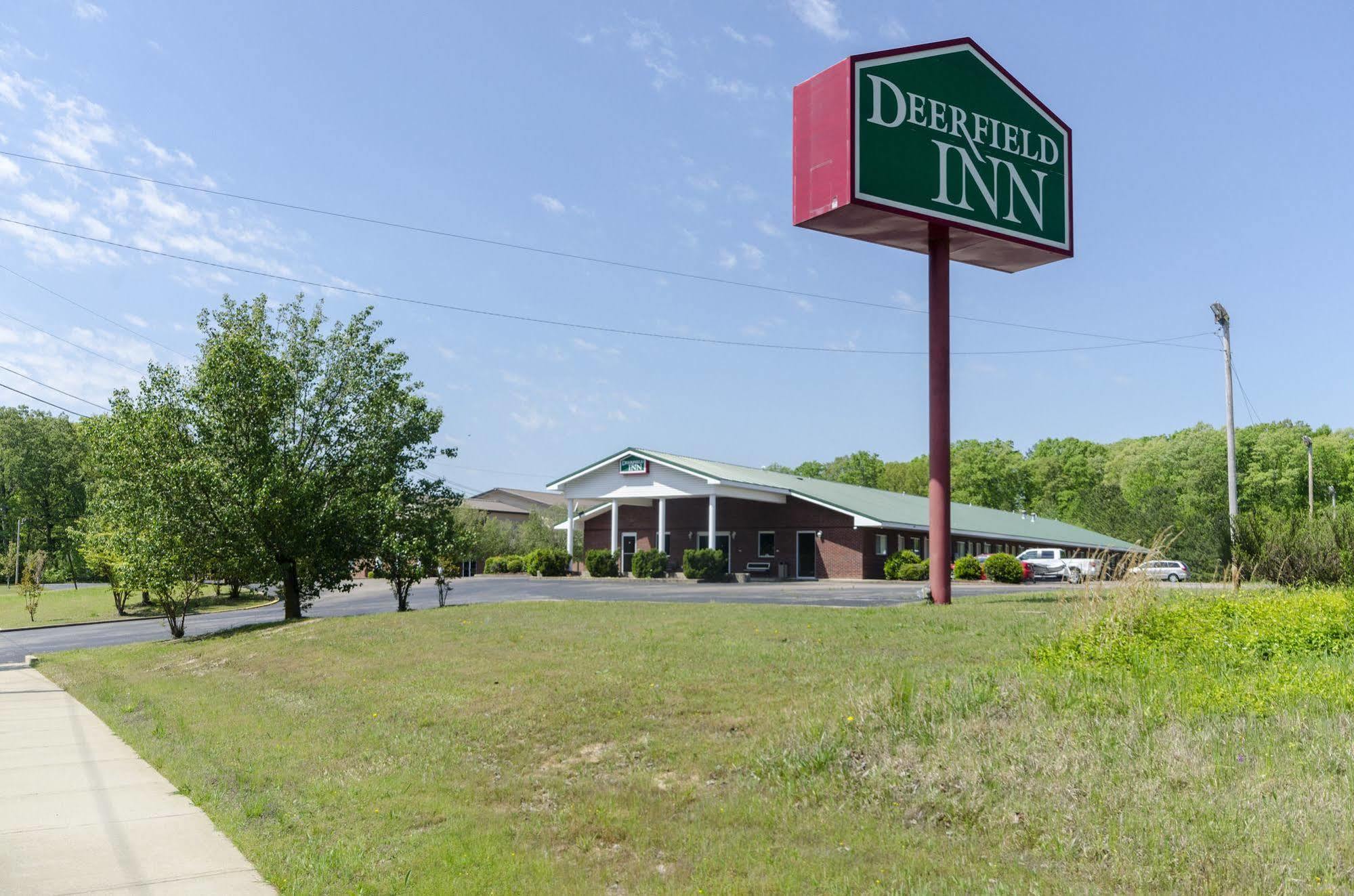Deerfield Inn Parsons エクステリア 写真